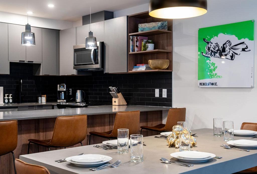 Revel In The Stoke By Revelstoke Vacations 아파트 외부 사진