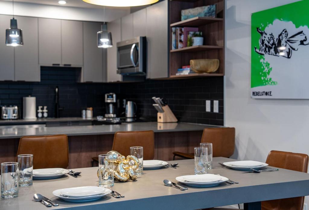 Revel In The Stoke By Revelstoke Vacations 아파트 외부 사진